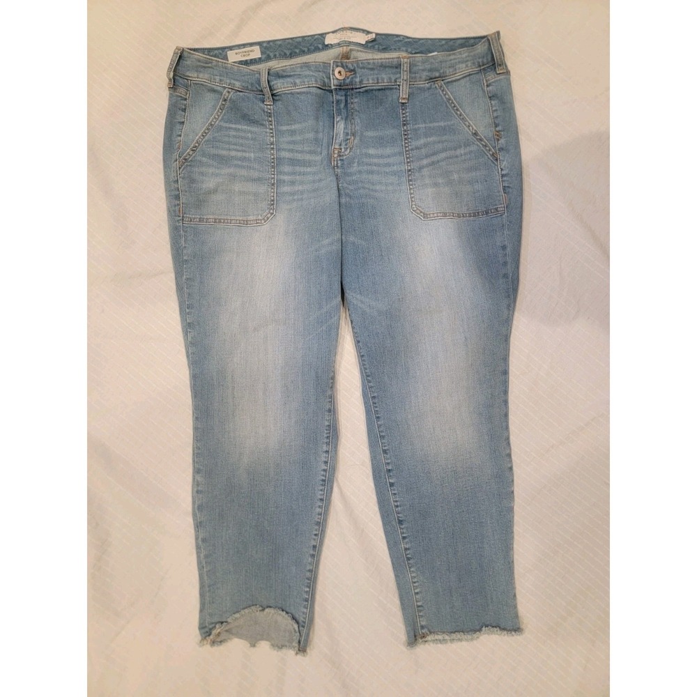 Torrid stretch jeans Boyfriend Crop fit, Medium Wash, Raw Hems Women's plus 20